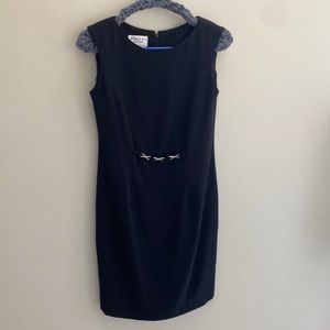 5/$15 Warren petites size 2 petite sleeveless dress with rhinestone faux belt